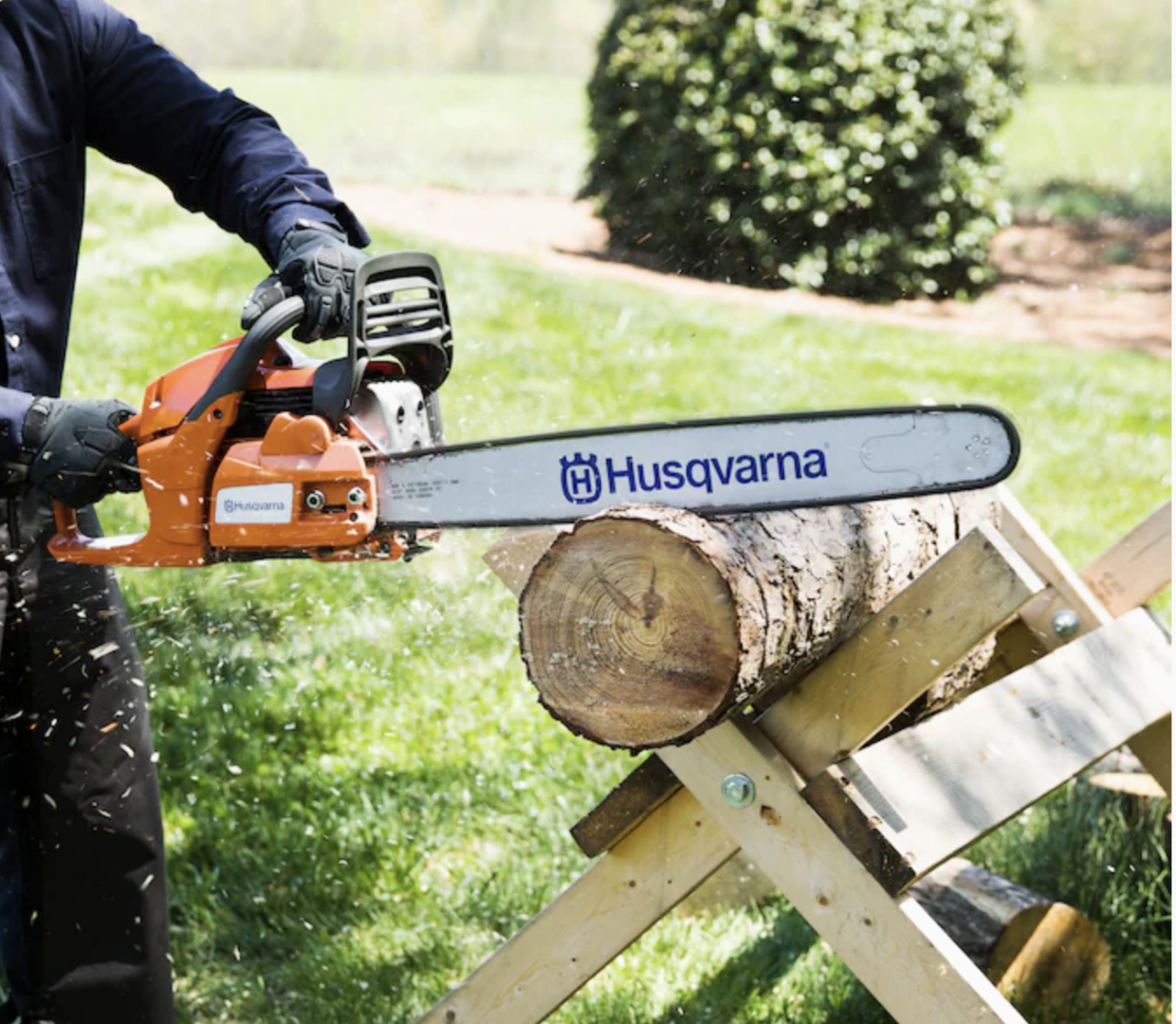 Husqvarna 460 Rancher 24 in 60.3 cc 2 Cycle Gas Chainsaw Borrow IT
